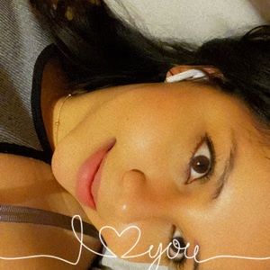 Meet your Posher, Alejandra